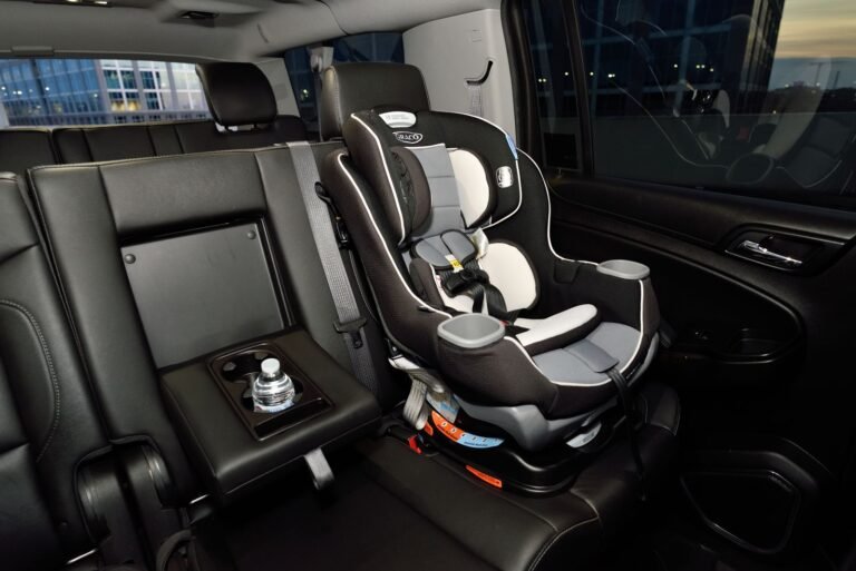 Graco SnugRide 35 Lite LX Infant Car Seat parent review 2026 — photo by Lee Salem on Pexels